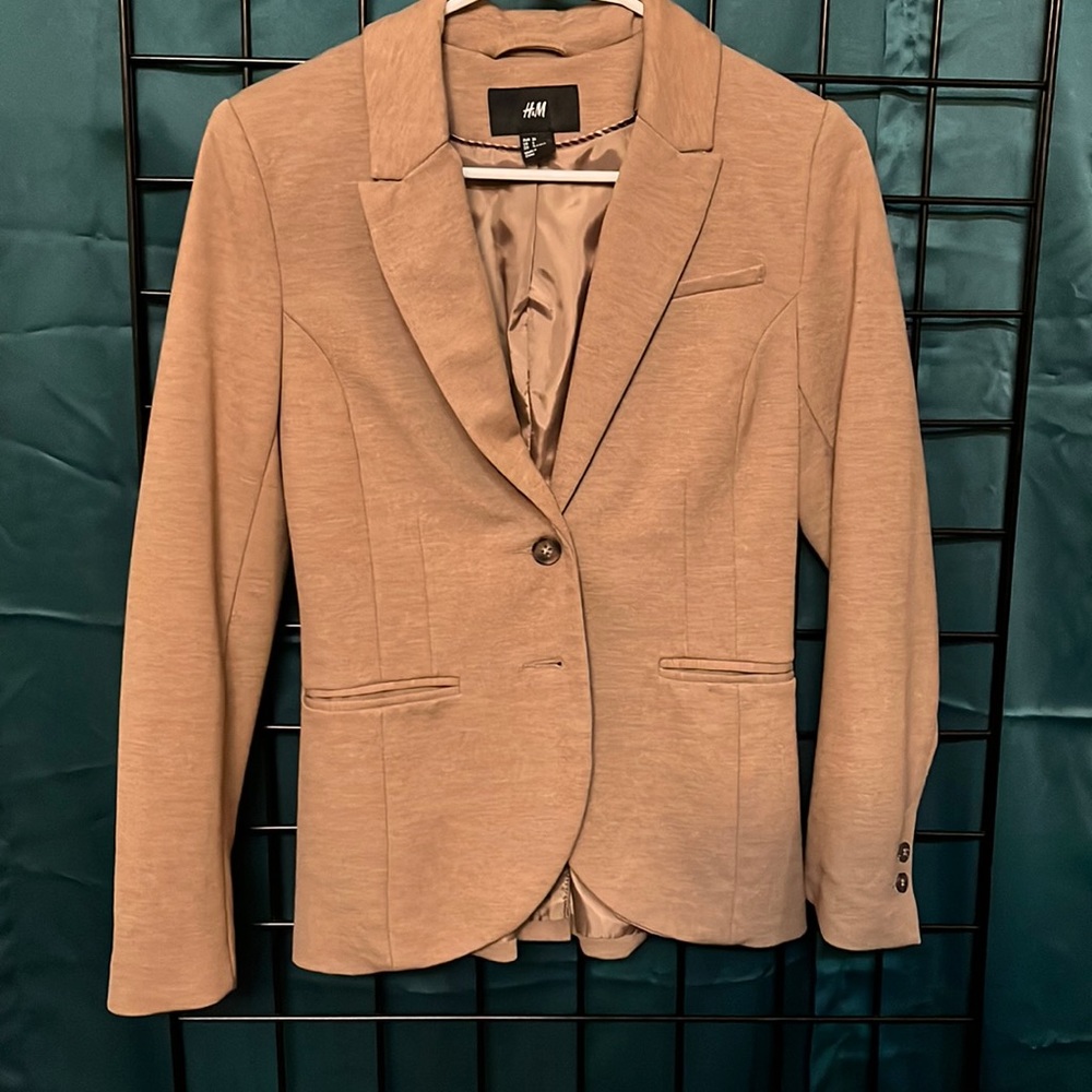 H&M size 6
